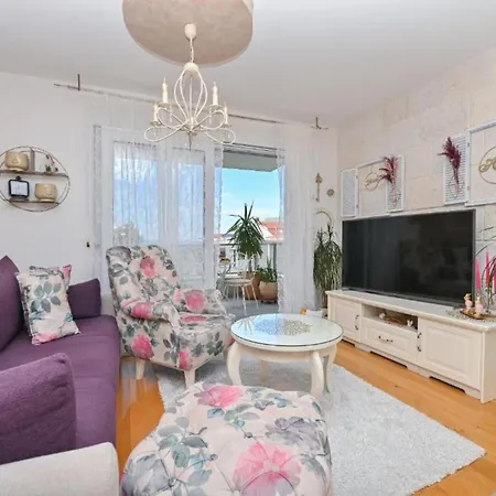 Hani 2 马卡尔斯卡